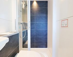 Guest house 510145 - Boat Amsterdam eo - Houseboat with roof terrace and balcony (4 pers) 