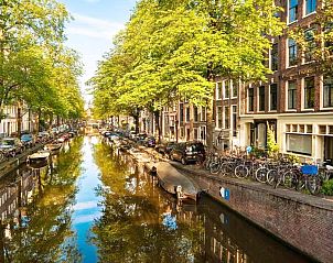 Guest house 510145 - Boat Amsterdam eo - Houseboat with roof terrace and balcony (4 pers) 
