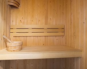 Priv sauna in Appartement Zuiderzee 10, Uitdam, Amsterdam voor ultieme ontspanning.
