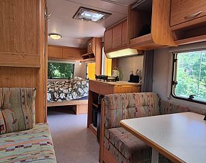 Interieur van Huisje in Broek in Waterland, vakantieaccommodatie met open keuken, Amsterdam eo, Noord-Holland.