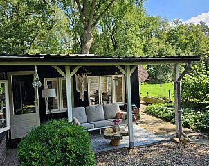 Vakantiehuisje in Nutter met charmant terras en groene omgeving in Twente, Overijssel.