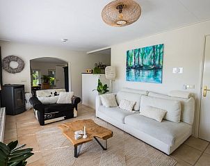 Sfeervolle woonkamer van Vakantiehuisje in Nutter, comfortabel verblijf in Twente, Overijssel.