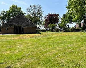 Vrijstaande locatie van Vakantiehuis in Den Ham, met grote tuin.