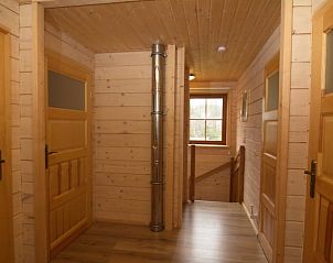 Gang met houten afwerking in Vakantiehuis in Den Ham, Twente, Overijssel.