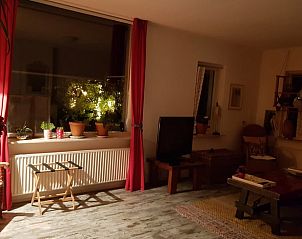 Sfeervolle avondverlichting in Vakantiehuisje in Overdinkel, Twente, Overijssel.