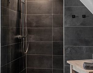 Stijlvolle douche in Vakantiehuisje in Ambt Delden, Twente, Overijssel.