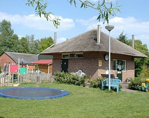 Guest house 522502 - Chalet Twente - Boerderijcamping De Wezel