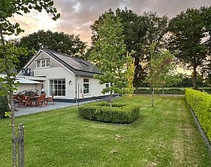 Gezellig vakantiehuisje in Enschede met ruime tuin in Twente, Overijssel.