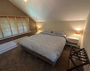 Gezellige zolderkamer in Vakantiehuisje in Enschede, perfect voor kinderen.