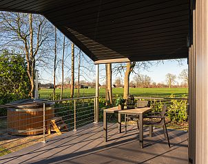Guest house 523112 - Holiday property Twente - Terras lodge met sauna en hottub