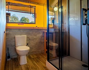 Guest house 523423 - Tent house Twente - Safaritent Comfort met priv� Hottub