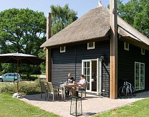Terras bij Vakantiehuis in Notter, ideaal voor ontspanning in Twente, Overijssel.