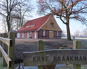 Huisje in Tubbergen, vakantiehuis in Twente, Overijssel, in een landelijke omgeving.