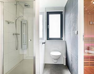 Tweede slaapkamer met tweepersoonsbed in Sallandse Heuvelrug 4-persoons woning 4L, Hoge Hexel, Twente.