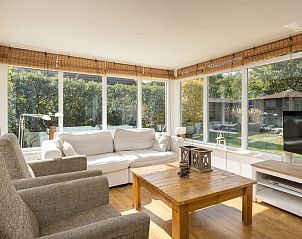 Lichte serre van Vuurvlinder met Serre 4, een bungalow in Hoge Hexel, Twente. Geniet van de natuur en het comfort in Overijssel.