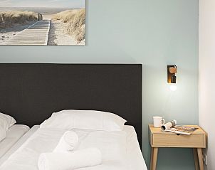 Moderne badkamer met douche in Sallandse Heuvelrug vakantiehuis 6B, Hoge Hexel, Overijssel.