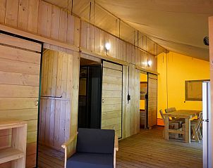 Verblijf 525310 - Tenthuis Twente - Safaritent 6 personen incl. sanitair aan het meer