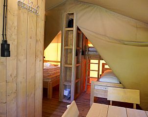 Verblijf 525314 - Tenthuis Twente - Safaritent 5 personen incl. sanitair aan het meer