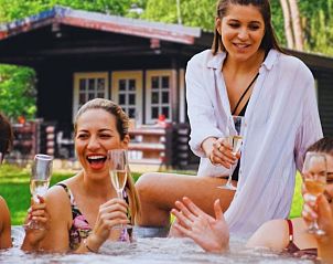 Unterkunft 5302170 - Ferienhaus Salland - Vakantiehuis Outdoors Holten - Family Lodge met bad & hottub