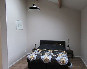 Ruime slaapkamer in Vakantiehuis in Olst met modern interieur, Salland, Overijssel.