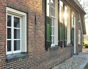 Charmante buitenkant van Vakantiehuis in Hellendoorn, gelegen in het pittoreske Salland, Overijssel.
