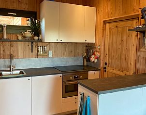 Moderne keukenfaciliteiten in Huisje in Hellendoorn, Salland, Overijssel.