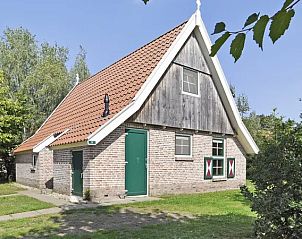 Guest house 533249 • Bungalow Salland • Landgoed De Hellendoornse Berg | 4-persoons bungalow | 4C 