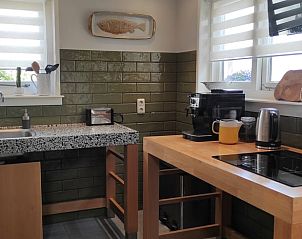 Stijlvolle keuken van Vakantiehuisje in Wesepe, compleet uitgerust in Salland, Overijssel.