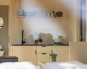 Stijlvolle keuken in Vakantiehuis in Wesepe met uitzicht op Salland, Overijssel