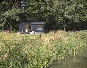 Vakantiehuis in Wesepe gelegen aan een rustige waterkant in Salland, Overijssel