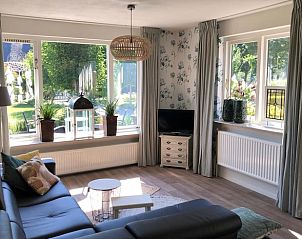 Gemtliches Wohnzimmer von Huisje in Lettele, Ferienunterkunft in Overijssel.