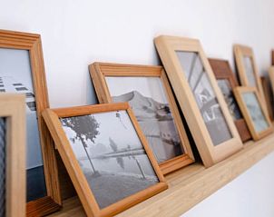 Bilderrahmen mit Erinnerungen im Ferienhaus in Dalfsen, Vechtstreek, Overijssel fr eine persnliche Note.