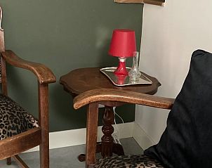 Gemtliche Sitzecke im Ferienhaus in Dalfsen, Vechtstreek, Overijssel.