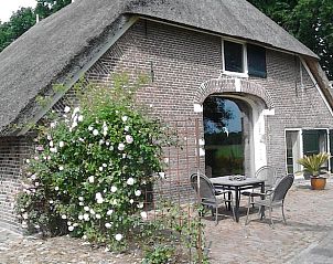 Gezellig vakantiehuisje in Balkbrug, Vechtstreek, Overijssel met charmant terras en landelijke omgeving.