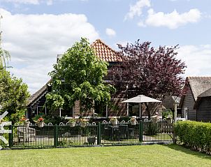 Ferienhaus OV480 in Giethoorn, Nordwest Overijssel, mit grnem Garten und Terrasse fr einen entspannten Aufenthalt in der Natur.