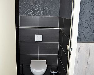 Stapelbedden in kindvriendelijke kamer van vakantiehuis OV019, Paasloo, Overijssel.