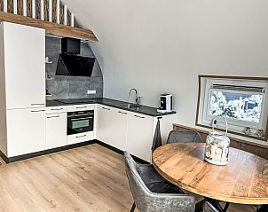 Verblijf 552701 - Vakantiewoning Noordwest Overijssel - Vakantiehuis Romantische Boscottage met Privacy