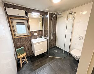 Verblijf 552701 - Vakantiewoning Noordwest Overijssel - Vakantiehuis Romantische Boscottage met Privacy