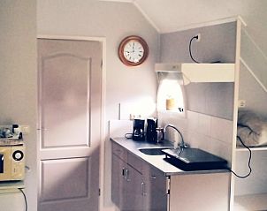 Functionele keuken in Huisje in Eesveen, volledig uitgerust vakantiehuis in Overijssel.