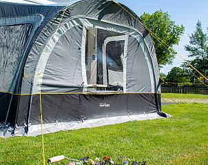 Vakantiehuis in Eesveen, voortent met uitzicht op natuur, Noordwest Overijssel, Overijssel.