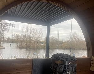 Panoramisch uitzicht vanuit de sauna van Vakantiehuis in Vinkeveen, Utrecht noord.