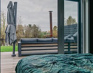 Luxe douche in de badkamer van Vakantiehuis in Vinkeveen, Utrecht noord.