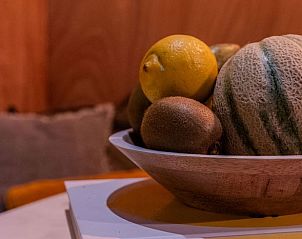 Fruitmand op tafel in Huisje in Amersfoort, vakantieaccommodatie in Utrecht noord.