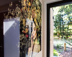 Artistieke decoratie in Lodge Royal Eco met wellness, vakantiehuis in Lage Vuursche, Utrechtse Heuvelrug.