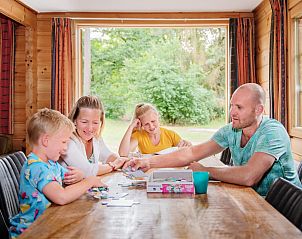 Gemtlicher Innenbereich der Vakantiewoning Sparrendaal in Doorn, Utrechtse Heuvelrug, ideal fr Familientreffen und Entspannung.