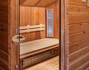 Genieen Sie die Entspannung in der luxurisen Sauna der Vakantiewoning Sparrendaal, die im schnen Doorn an der Utrechtse Heuvelrug liegt.