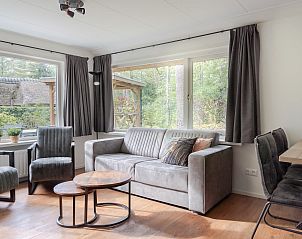 Bungalow Ruiterberg in Doorn met overdekte veranda en uitzicht op de Utrechtse Heuvelrug.