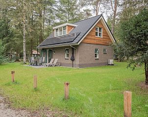 Gezellige buitenruimte van Vakantiewoning Heidestein in Doorn, perfect voor ontspanning.