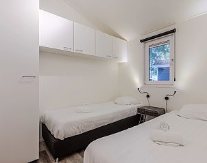 Guest house 5707117 - Bungalow Utrechtse Heuvelrug - 6-persoons Lodge | 6B1