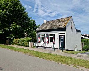Verblijf 590104 • Vakantiewoning Noord-Beveland • Sfeervol vrijstaand 6 persoons dijkhuis in Wissenkerke 